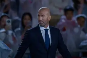 زيدان يرفض عرض الهلال السعودي وينتظر منتخب فرنسا