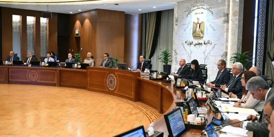 قرارات حكومية جديدة: عفو رئاسي وتوسيع خدمات المساحة ومجازر متنقلة ومنطقة اقتصادية جديدة بجرجوب