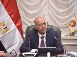 تصل إلى 200 ألف جنيه لأسرة كل متوفي.. العمل تتابع صرف تعويضات ضحايا حادث المنوفية