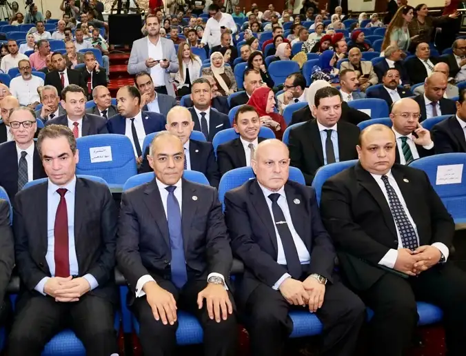في أول أيام عمله.. رئيس النيابة الإدارية يشارك بالحضور بمؤتمر الوطنية للانتخابات