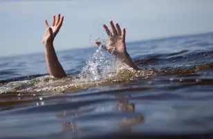نهاية مأساوية لجولة صيفية.. غرق طفل في نهر النيل برشيد أثناء الاستحمام