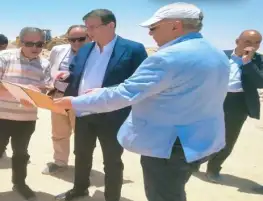 وزير الزراعة يتفقد أعمال حصر وتصنيف الأراضي الصحراوية بمنطقة العميد على محور وادي النطرون ـ العلمين
