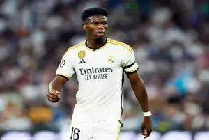 ريال مدريد يرفض عرضًا ضخمًا من مانشستر يونايتد لضم تشواميني