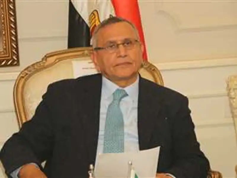 الهيئة العليا لحزب الوفد توافق على طلب الدكتور عبد السند يمامة بطرح الثقة في نفسه