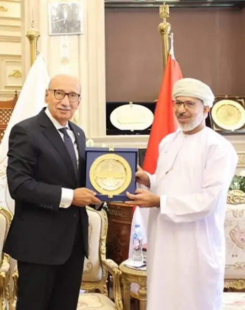 رئيس مجلس القضاء الأعلى يستقبل وفد قضائي من سلطنة عمان لتهنئته بالمنصب الجديد