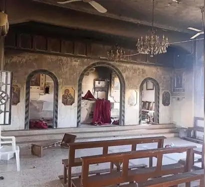 سوريا.. مجهولون يضرمون النار بكنسية مار ميخائيل التاريخية في السويداء