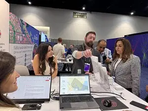 منال عوض تبحث مع Esri تعزيز استخدام التكنولوجيا المكانية لدعم التنمية المحلية في مصر