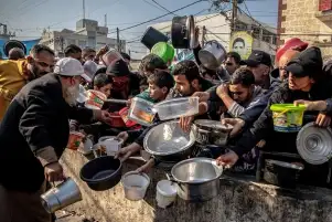 صحة غزة: حالات إعياء شديد بأعداد غير مسبوقة تصل المستشفيات بسبب الجوع