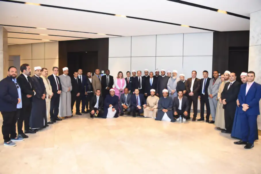 وزير الخارجية والهجرة يلتقي بالجالية المصرية في النيجر