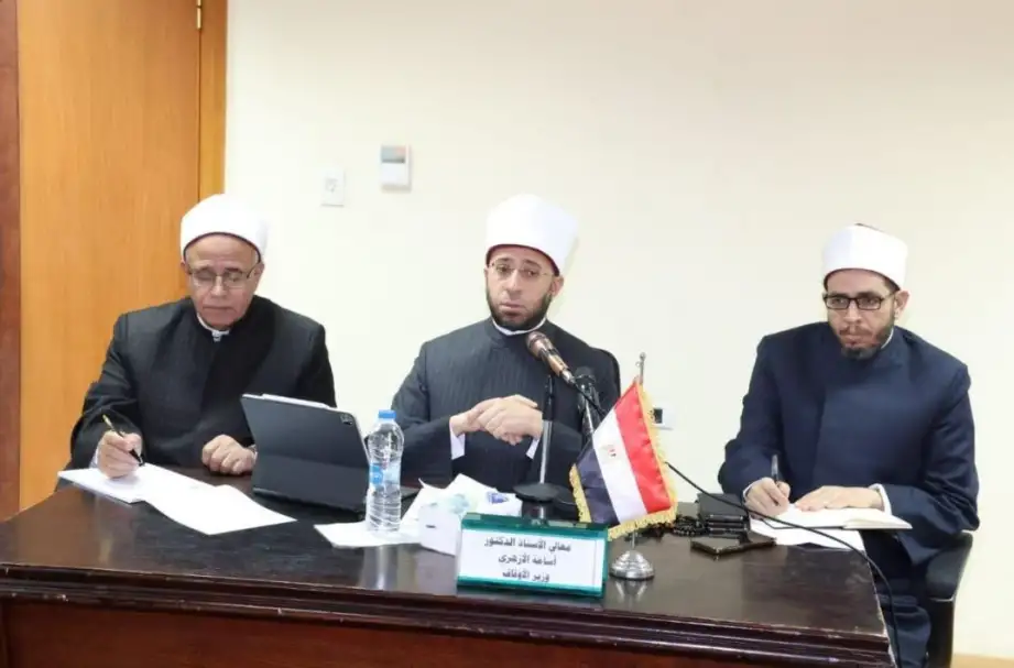 وزير الأوقاف يناقش مع قيادات الوزارة تطوير الأداء الدعوي والمؤسسي وحوكمة العمل بالجمهورية