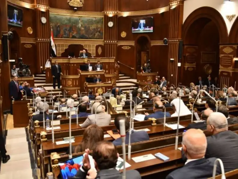 انتخابات مجلس الشيوخ.. الأحزاب تتابع تصويت المصريين بالخارج: تنسيق ميداني ومتابعة عبر غرف مركزية