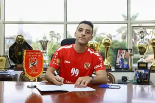الأهلي يتعاقد مع أحمد عوض لتدعيم فريق اليد