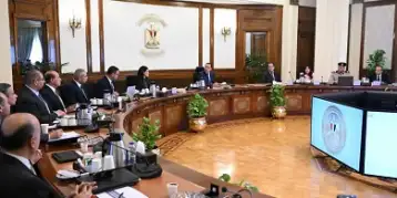 رئيس الوزراء يُتابع موقف المشروعات الجاري تنفيذها بالتعاون بين وزارة الإسكان والهيئة الهندسية