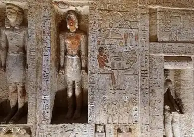 لا أحد يستطيع شراءها.. الأعلى للآثار يكشف تفاصيل سرقة لوحة فصول السنة من سقارة