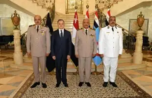 وزير الدفاع يستقبل وزير الداخلية لتقديم التهنئة بذكرى نصر أكتوبر: القوات المسلحة والشرطة جناحا الأمن والاستقرار