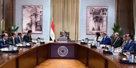 رئيس الوزراء يتابع إجراءات طرح مشروع حدائق تلال الفسطاط للإدارة والتشغيل