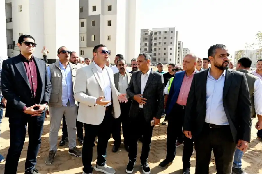 وزير الإسكان يوجه بحسن استغلال الفرص الاستثمارية في العبور الجديدة