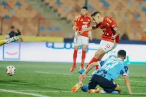 الأهلي يطالب الكاف بعدم إيقاف جراديشار