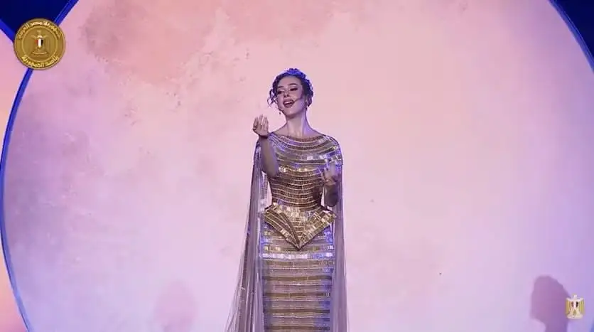 شيرين أحمد طارق تقدم عرضا موسيقيا من تأليف هشام نزيه بافتتاح المتحف المصري الكبير