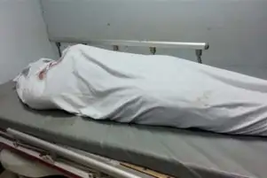 تعلقت حقيبتها بالباب.. مصرع سيدة أسفل عجلات ترام الرمل في الإسكندرية