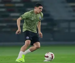 بيراميدز يخوض مرانه الأول في الإمارات استعدادا لمواجهة الزمالك