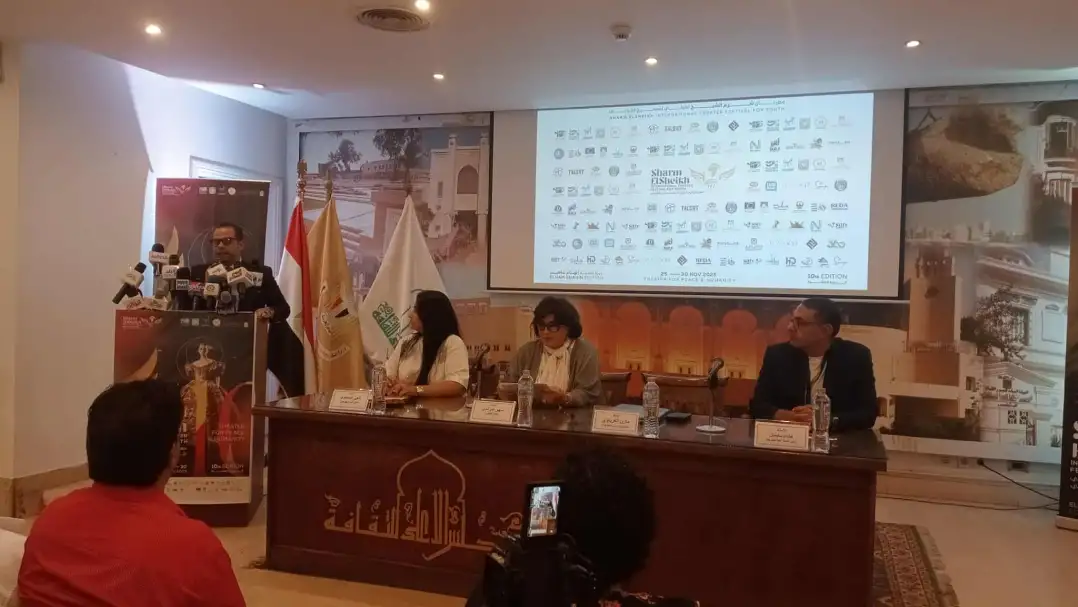 سهير المرشدي رئيس لجنة تحكيم مسابقة العروض الكبرى بمهرجان شرم الشيخ للمسرح الشبابي