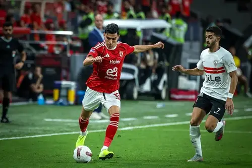 أشرف بن شرقي: الأهلي سيفوز بجميع الألقاب