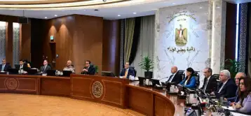 مدبولي: قطاع الاتصالات يحظى باهتمام بالغ من الرئيس السيسي لدوره في توفير الآلاف من فرص العمل للشباب