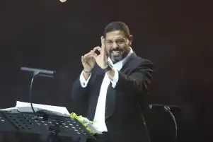 هاني فرحات: من حقي أغير في موسيقى أم كلثوم.. أنا من أنصار اعمل إللي أنت عاوزه