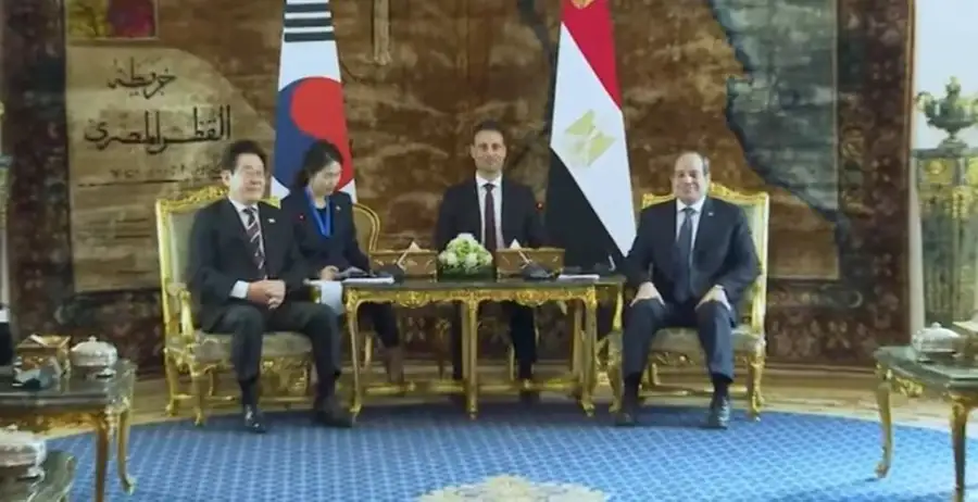 رئيس كوريا الجنوبية: نأمل توسيع التعاون في صناعة الدفاع مع مصر