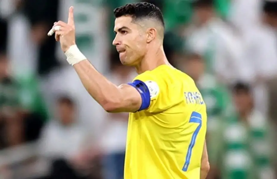 النصر يهزم الخليج برباعية في الدوري السعودي