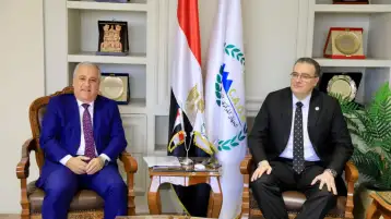 رئيس التنظيم والإدارة يبحث مع رئيس الوطنية للصحافة تعزيز التعاون المشترك