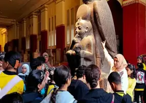 جولة تثقيفية للأطفال بالمتحف المصري ضمن مبادرة عزة الهوية المصرية