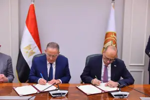 بروتوكول جديد ينظم تصاريح العمل للأجانب في السياحة ويقضي على الإجراءات المعقدة