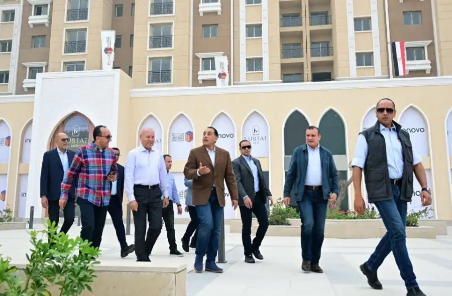 رئيس الوزراء يتفقد مشروع الفسطاط فيو المُطل على حدائق تلال الفسطاط