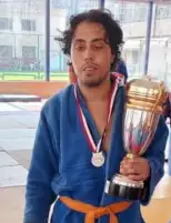 في اليوم العالمي لذوي الهمم.. كيف أعادت الرياضة رسم حياة اللاعب أشرف رمضان؟