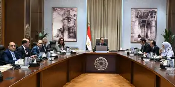 رئيس الوزراء يستعرض الموقف التنفيذي لحوكمة إجراءات التصالح وتقنين أراضي الدولة