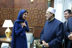 شيخ الأزهر يبحث تعزيز التعاون مع أوزبكستان ويُشيد بإسهامات علمائها