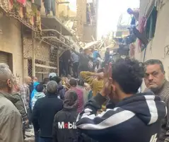 عقار إمبابة المنهار.. انتشال 6 مصابين وجاري البحث عن ضحايا أسفل الأنقاض