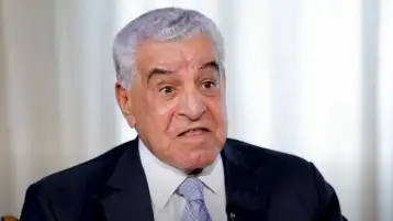 زاهي حواس لوسيم السيسي: اتهاماتك باطلة.. حتى الأطفال يعرفون أنني من بدأ معركة استعادة الآثار المسروقة