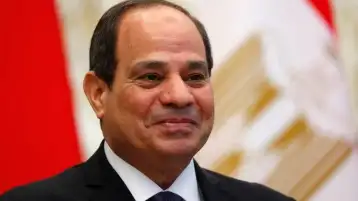 السيسي يهنئ المصريين والعالم بحلول العام الميلادي الجديد: أتمنى السلام والاستقرار للجميع