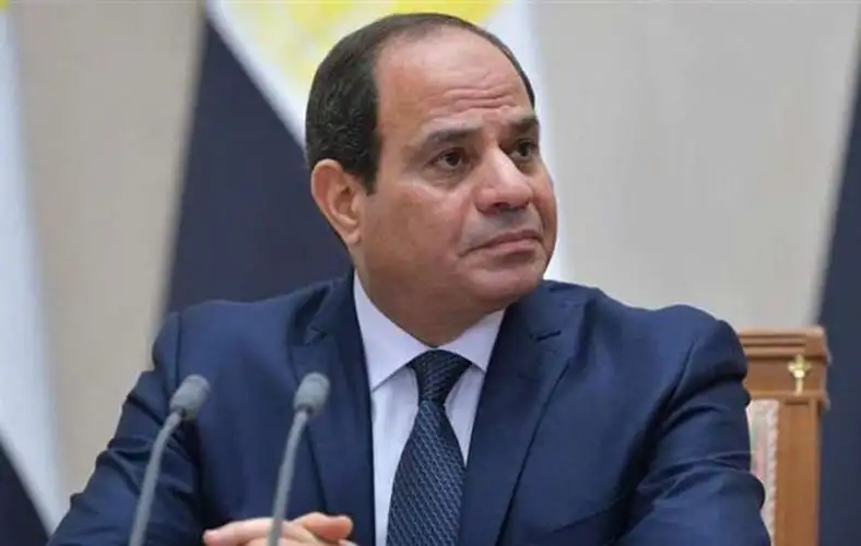 الرئيس السيسي يبحث استراتيجية تطوير صناعة الاتصالات والتحول إلى الاقتصاد القائم على المعرفة