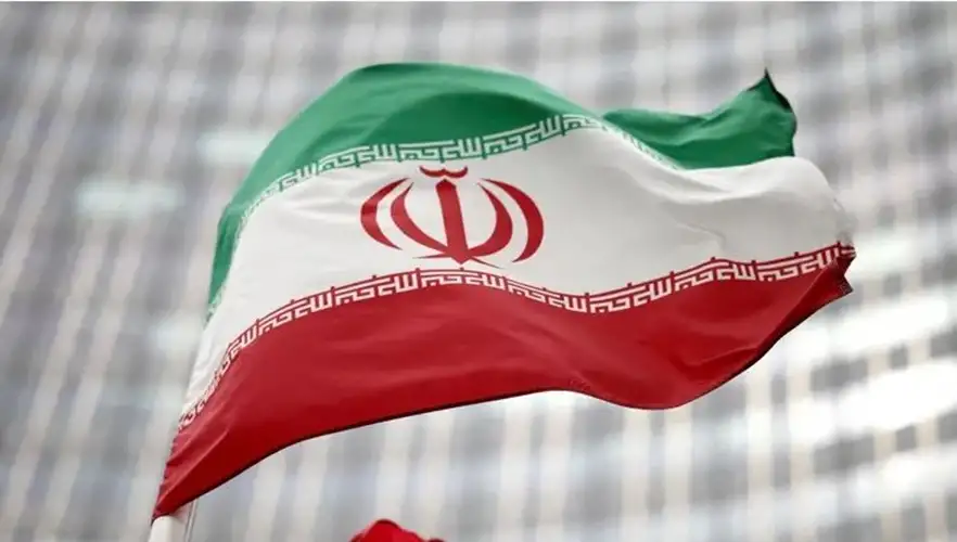 إكس تستبدل علم إيران الحالي بالقديم على منصتها