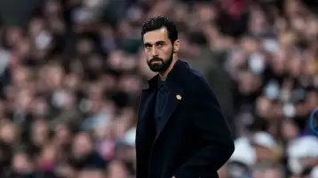 أربيلوا: فينيسيوس احتضن جماهير ريال مدريد.. وهذا موقف أسينسيو
