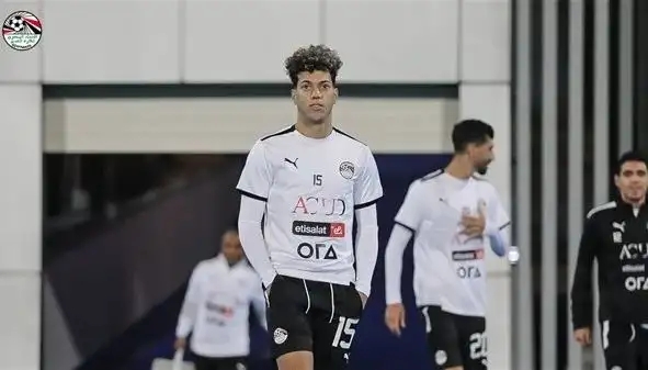 ضياء السيد: إمام عاشور أفضل من هيثم حسن.. ورحيل وسام أبو علي أضر الأهلي