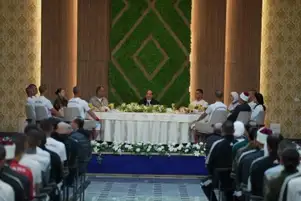 الرئيس السيسي يطمئن المواطنين: اقتصادنا يتحسن.. والسلع متوفرة رغم الأزمات الدولية