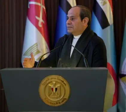 الرئيس السيسي: العالم يمر بالعديد من الأزمات ومقبل على متغيرات كبيرة جدا