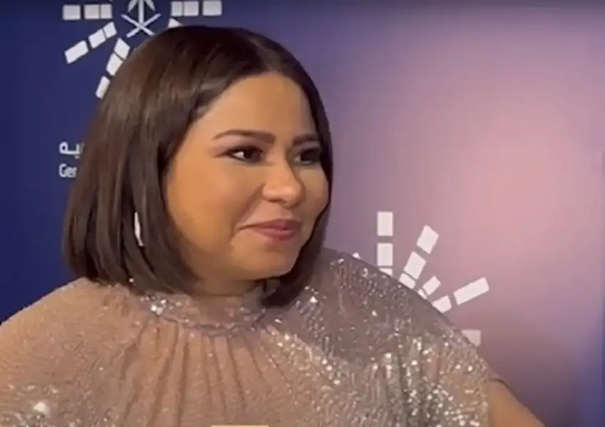 محامي شيرين عبد الوهاب يحذّر من التعامل مع صفحاتها على السوشيال ميديا: لم تُبع