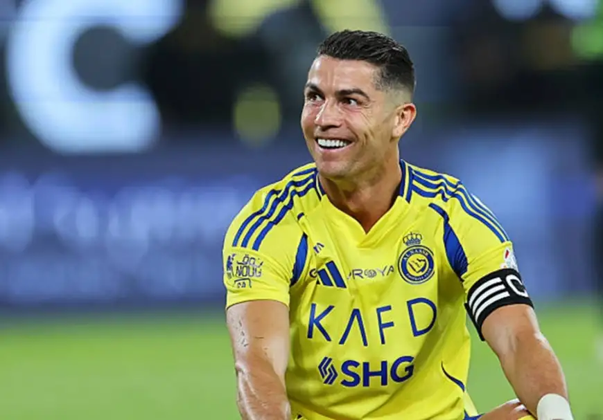 غموض موقف رونالدو يثير القلق في النصر السعودي
