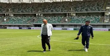عاجل...مدرب بيراميدز يتفقد أرضية ملعب مباراة ريفرز يونايتد